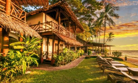 Пляжный фронт_© Atlantis Dive Resort &amp; Liveaboards