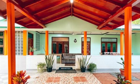 Divepoint Residence_Entrance