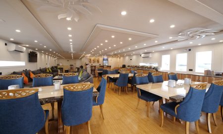 Emperor Explorer_Salon ©A.Schumacher