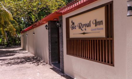 Isle Royal Inn_Outside