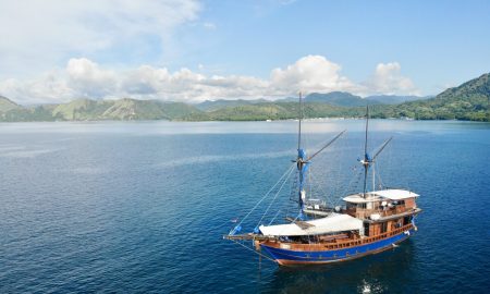 Liveaboard Moana von oben Komodo Nationalparrk