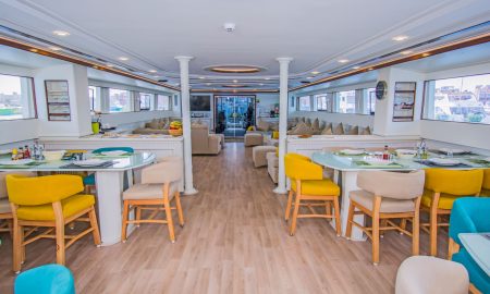 Sea Serpent Grand_Salon