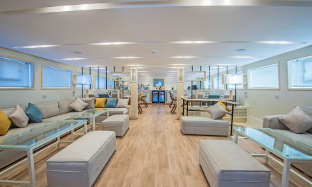 Sea Serpent Glory_Salon