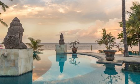 Siddhartha_Oceanfront Pool_Sunset