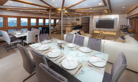 Tiburon Explorer_Lounge