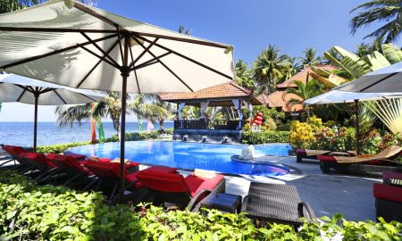 Teluk Karang_At the Pool