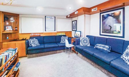 Nautilus Undersea_Salon